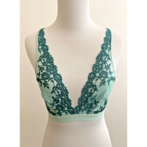 Wacoal Embrace Lace Soft Cup Wireless Bra 34 Eggshell Blue Brit